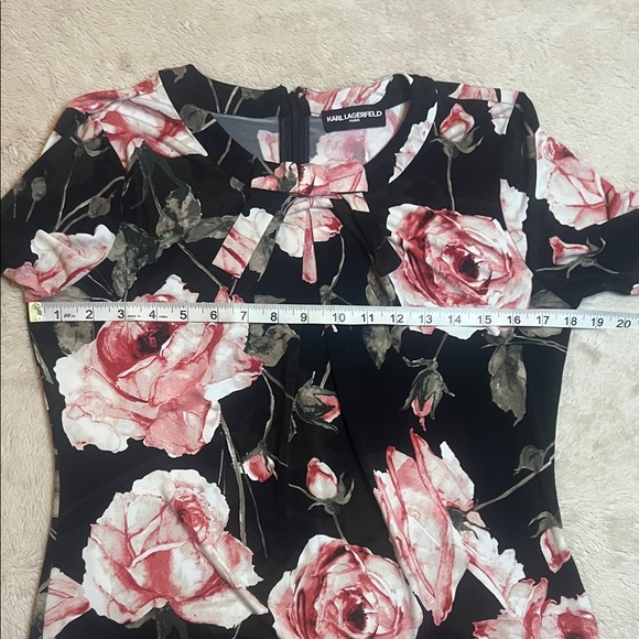 Karl Lagerfeld Black and Pink Rose Stretch Blouse with Bow and Zipper sz est L - Picture 6 of 10